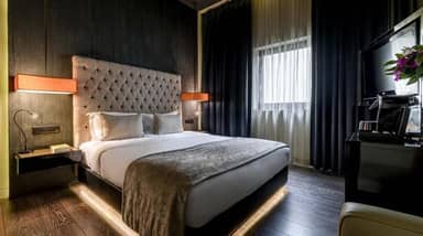 9 Hotel Mercy