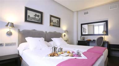 Hotel Meninas