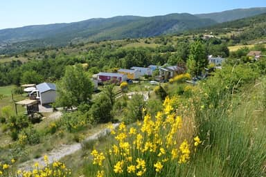Flower Camping Les Hauts De Rosans